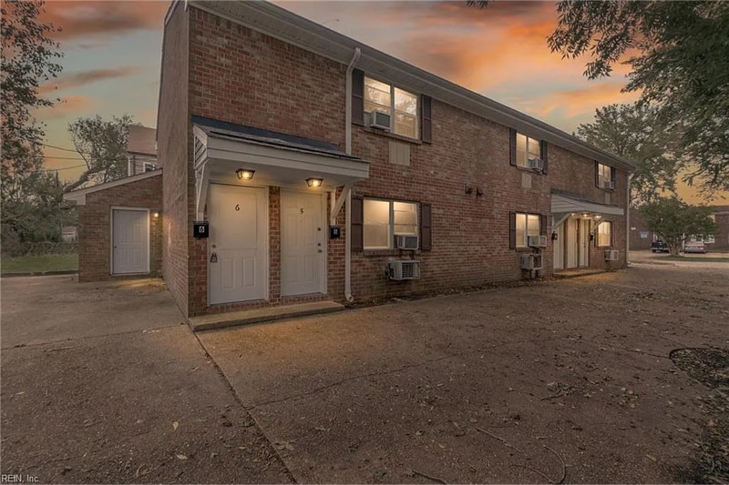 524 Ashlawn Dr in Norfolk, VA - Building Photo