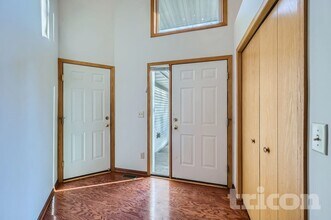 446 9th St SW in Forest Lake, MN - Foto de edificio - Building Photo