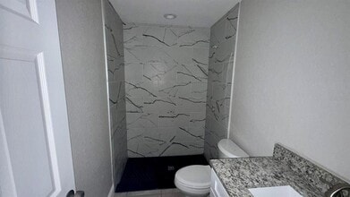 192 Julie Ln in Auburndale, FL - Building Photo - Building Photo