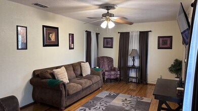 1434 Daytona Dr in Corpus Christi, TX - Building Photo - Building Photo