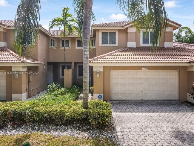 15868 SW 12th St in Pembroke Pines, FL - Building Photo - Building Photo