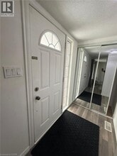 16 Courtland Ave in Hamilton, ON - Building Photo - Building Photo