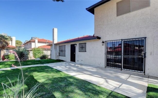 property at 1276 E Hacienda Ave