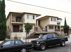 13219-13221 Doty Ave in Hawthorne, CA - Building Photo - Building Photo