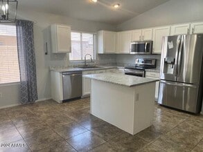 3398 S Seton Ave in Gilbert, AZ - Building Photo - Building Photo