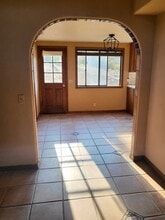 658 Coronado Hills Dr in San Marcos, CA - Foto de edificio - Building Photo