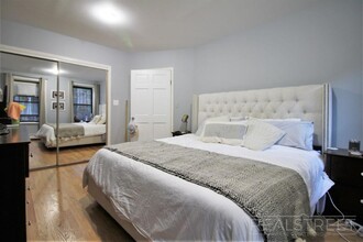 200 Saint Johns Place in Brooklyn, NY - Building Photo - Floor Plan