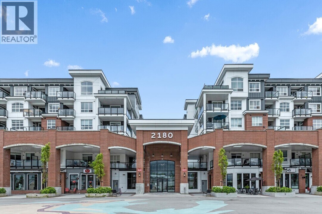 2180 Kelly Ave in Port Coquitlam, BC - Building Photo