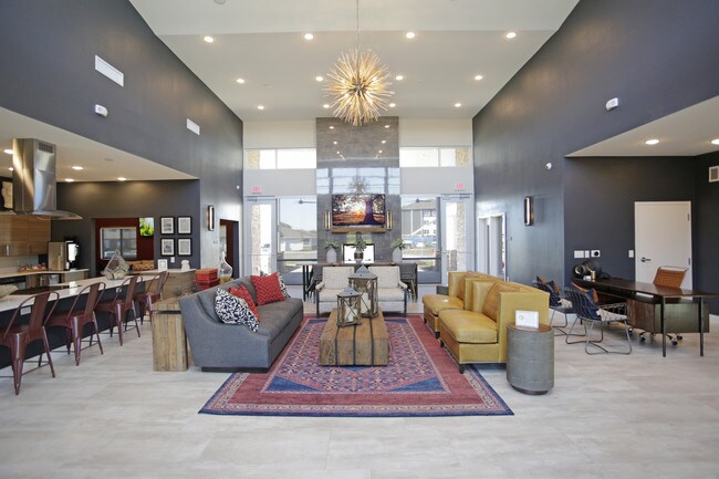 Kinsley Forest in Kansas City, MO - Foto de edificio - Interior Photo