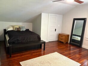 6405 N 15th St in Tampa, FL - Building Photo - Building Photo