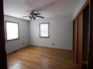 7220 Blue Ridge Dr in Bellevue, NE - Building Photo - Building Photo