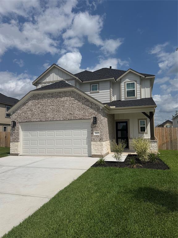 property at 2627 Village Side Trl