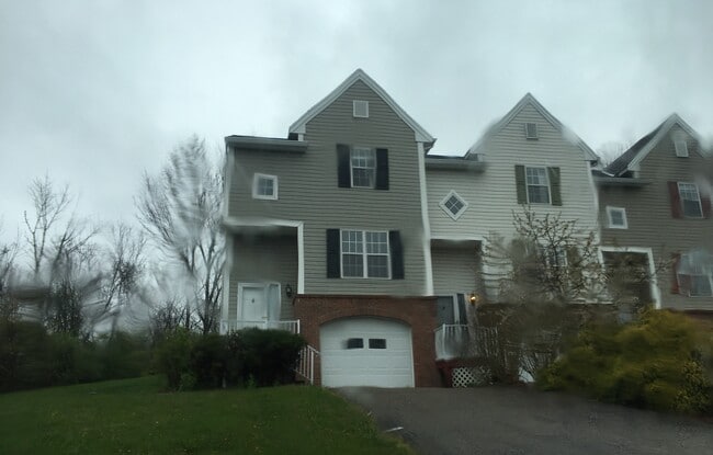 property at 44 Westfield Pl
