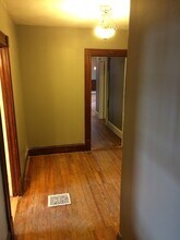 38 Kenyon St in Hartford, CT - Building Photo - Building Photo