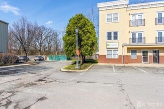 160 Durham Ave in Metuchen, NJ - Building Photo - Building Photo
