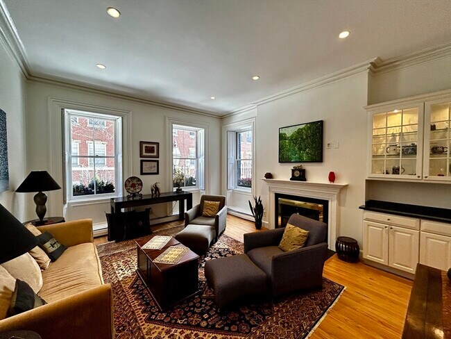 property at 3 Walnut St