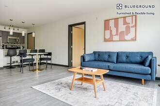 15522 NE 22 Pl in Bellevue, WA - Building Photo - Building Photo