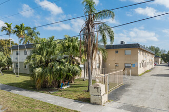 Biscayne Park in Miami, FL - Building Photo - Building Photo