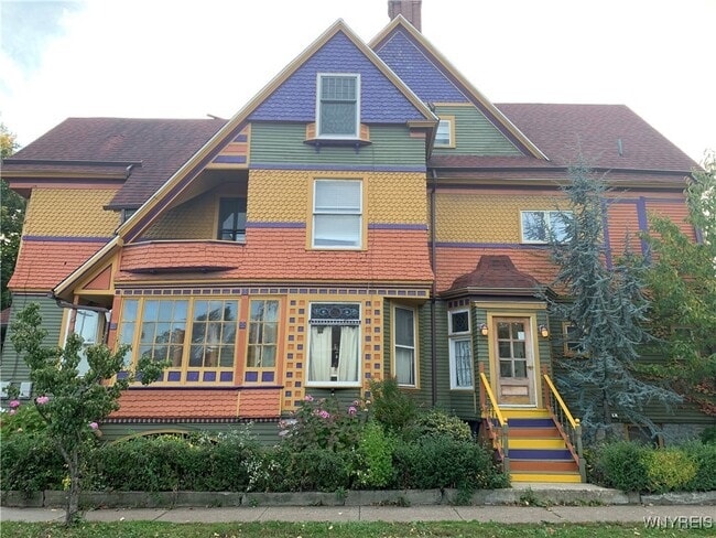4 St Johns Pl in Buffalo, NY - Building Photo - Building Photo