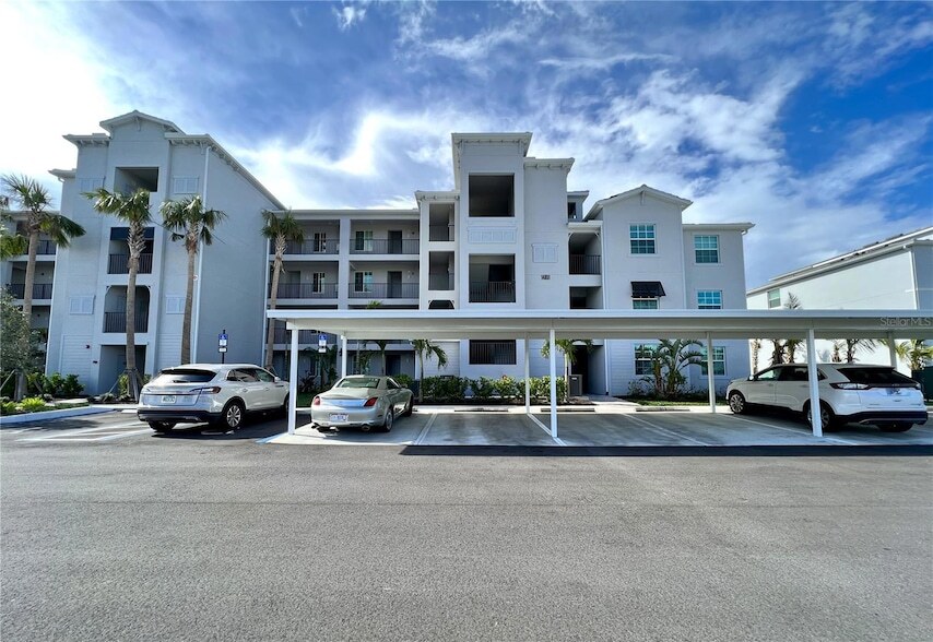 14051 Heritage Landing Blvd, Unit 528 in Punta Gorda, FL - Building Photo