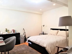16 Euston St, Unit 3 in Brookline, MA - Building Photo - Building Photo