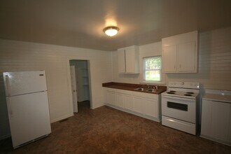 1019 Sedgefield St in Durham, NC - Building Photo - Building Photo