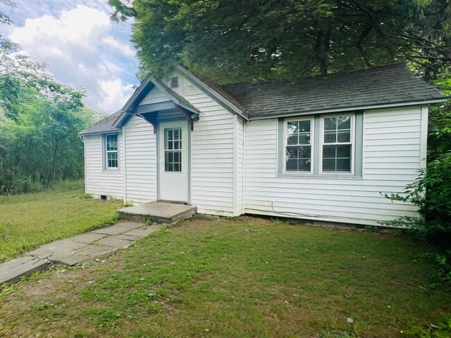 property at 826 Dryden Rd