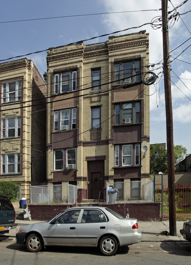 204 Bidwell Ave in Jersey City, NJ - Building Photo - Building Photo