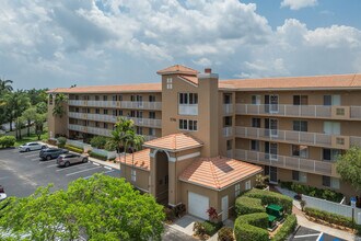 Regal Shores Condos in Boynton Beach, FL - Building Photo - Building Photo