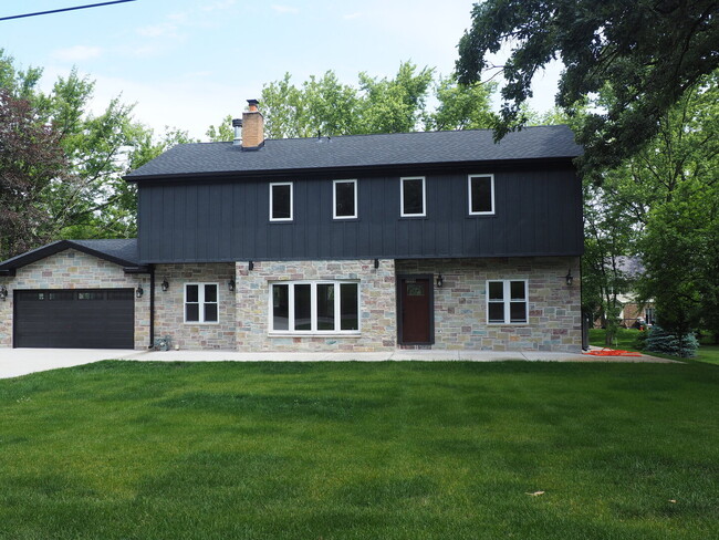 property at 9906 145th Pl