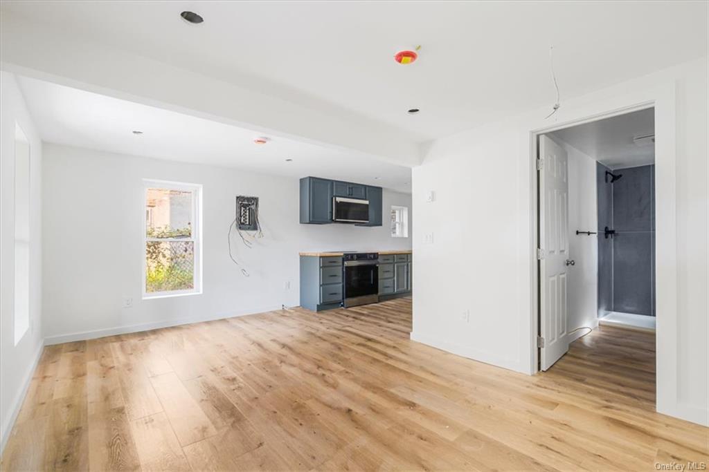 9 Dubois St-Unit -B in Kingston, NY - Building Photo