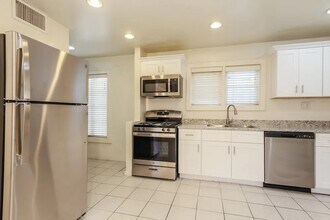 1043 E Indianola Ave in Phoenix, AZ - Building Photo - Building Photo