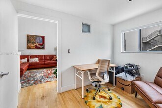 7728 Collins Ave, Unit 16 in Miami, FL - Building Photo - Building Photo