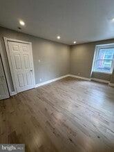 4710 Warrington Ave in Philadelphia, PA - Foto de edificio - Building Photo