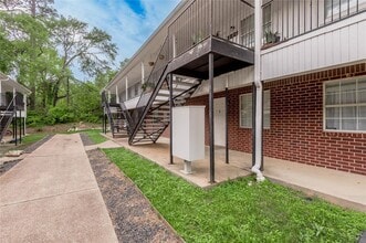 600 Palm St in Huntsville, TX - Building Photo - Building Photo