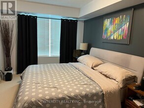 1403 Royal York Rd in Toronto, ON - Building Photo - Building Photo