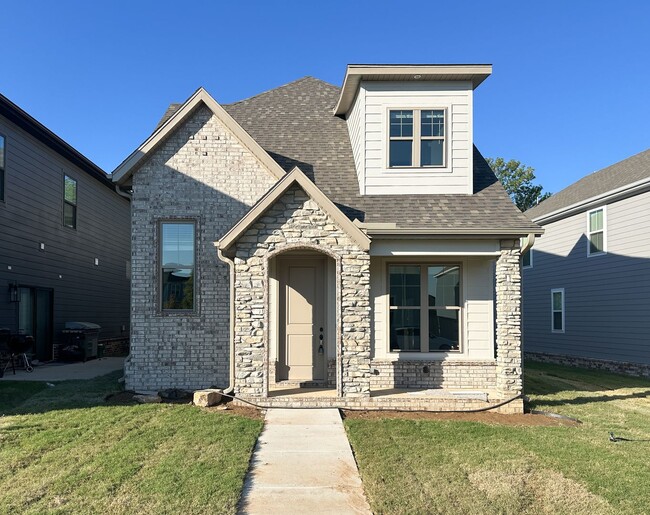 property at 4305 W Bronco Dr