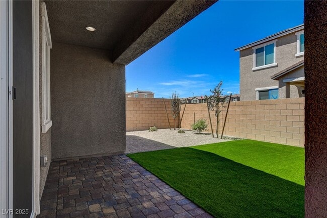 9922 Angel Valley Dr
