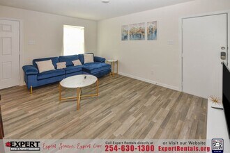 1701 N Park St in Killeen, TX - Building Photo - Building Photo