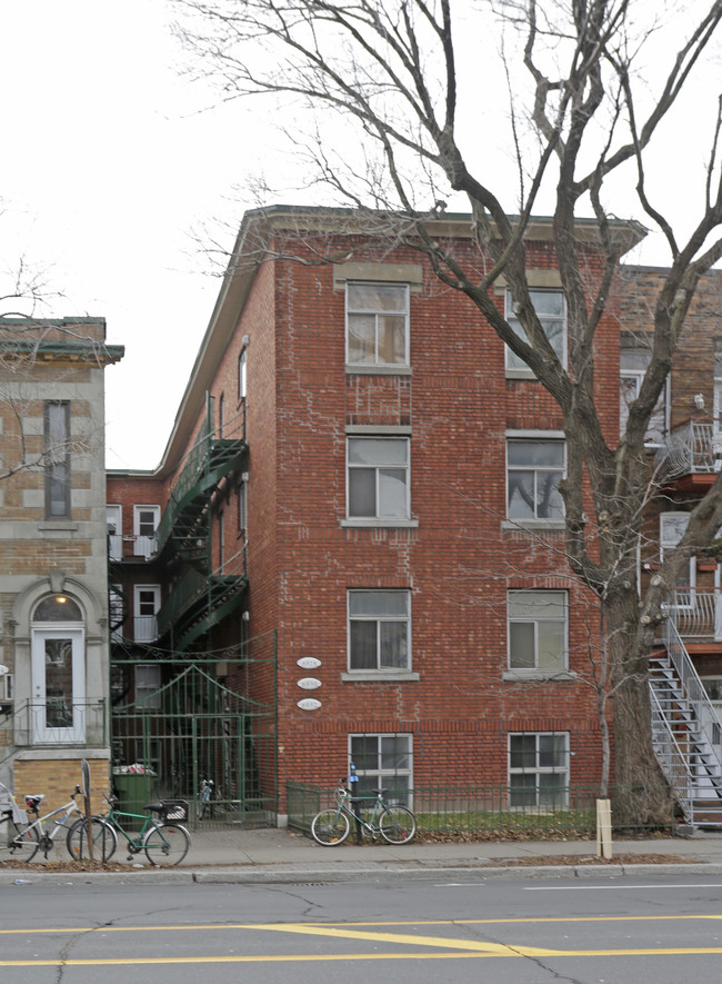 6028-6032 du Parc in Montréal, QC - Building Photo - Primary Photo