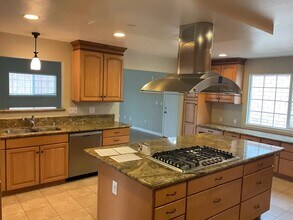 1841 N Landen St in Camarillo, CA - Building Photo - Building Photo