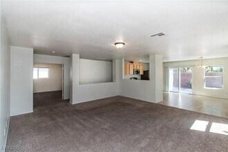 8200 Calico Wind St in Las Vegas, NV - Building Photo - Building Photo