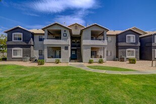 Allure at Tempe Apartments in Tempe, AZ - Building Photo