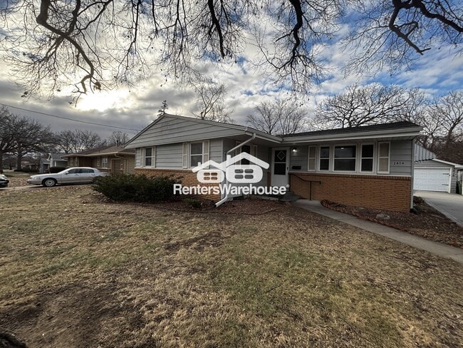 property at 2816 Vine St