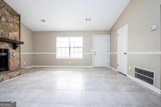 5722 Phillips Dr in Morrow, GA - Building Photo - Building Photo