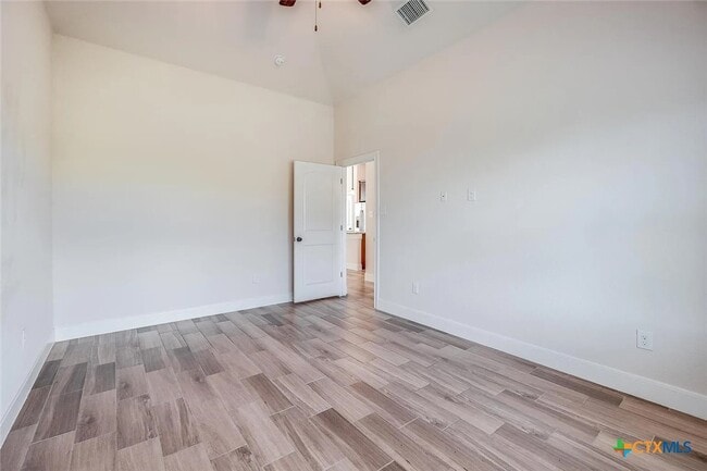 property at 3133 Puter Creek Rd