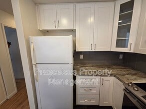 7780 Margerum Ave in San Diego, CA - Building Photo - Building Photo