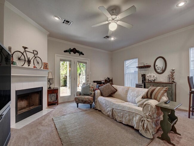property at 609 E 49th St