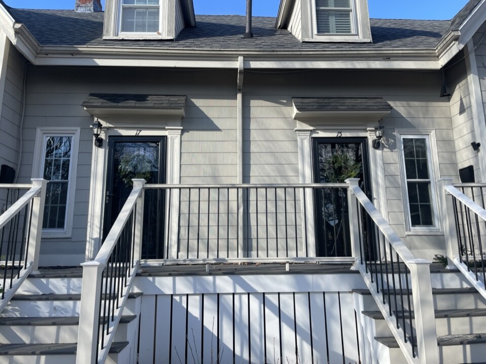 17 Arlington St in Portland, ME - Building Photo