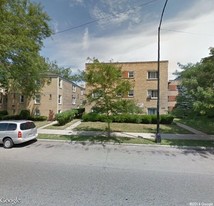 2036 W Foster Ave Apartments